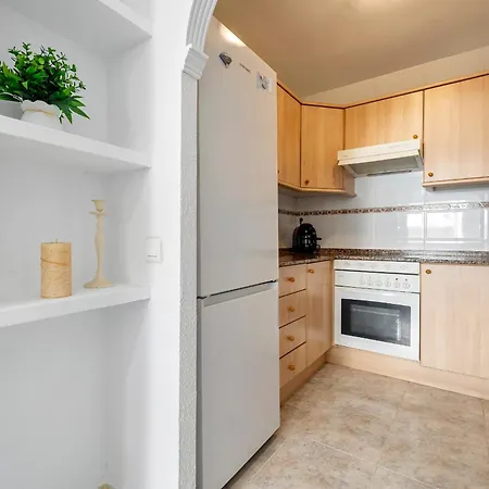 Hauzify I Aventura 公寓 *