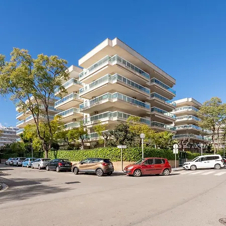Hauzify I Aventura Apartamento