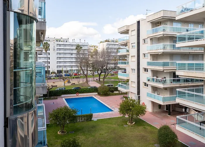 Hauzify I Aventura
